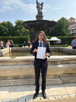 Zlatá ceremonie DofE studentky Gymnázia Josefa Božka v Českém Těšíně 