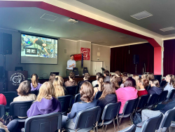 Absolvent Jan Spratek přiblížil studentům vesmír z první ruky – inspirace, motivace a cesta k misi Zero-G