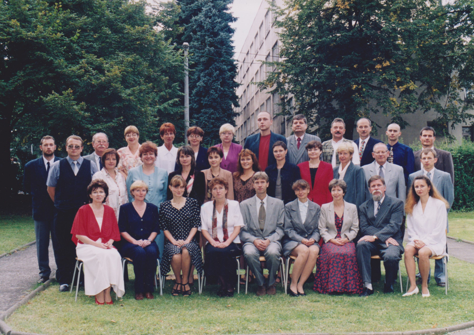 Profesorský sbor ve školním roce 1999–2000