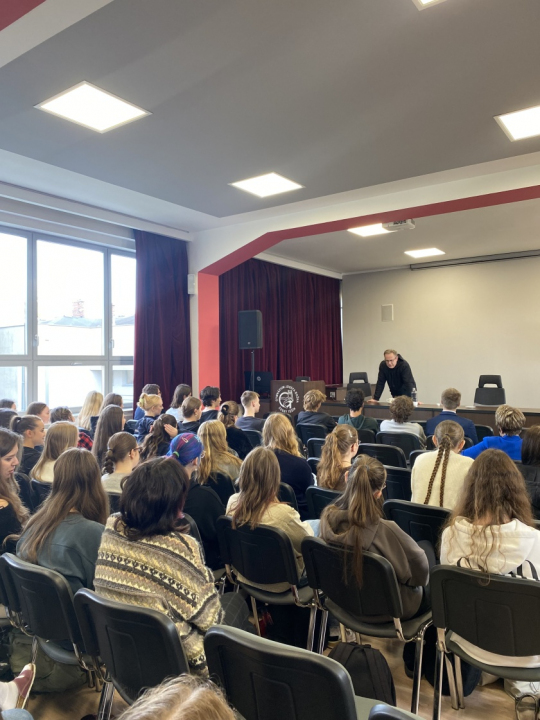 Beseda s Václavem Moravcem: Svoboda slova a veřejnoprávní média