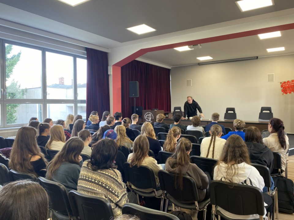 Beseda s Václavem Moravcem: Svoboda slova a veřejnoprávní média