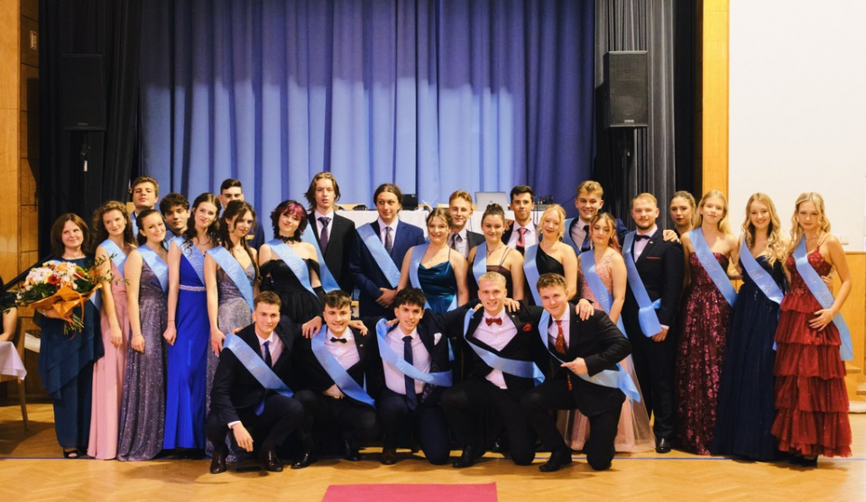Maturitní ples 2025 – večer plný elegance, radosti a zážitků