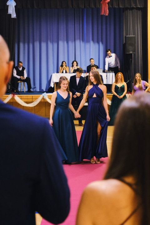 Maturitní ples 2025 – večer plný elegance, radosti a zážitků