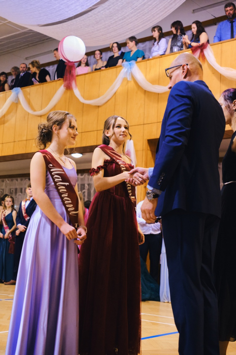 Maturitní ples 2025 – večer plný elegance, radosti a zážitků