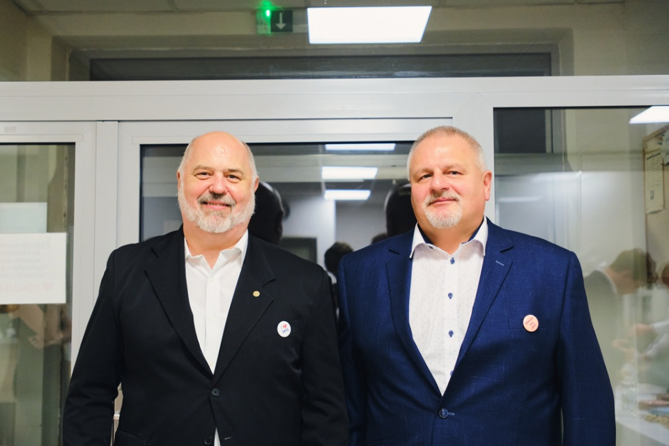 Maturitní ples 2025 – večer plný elegance, radosti a zážitků