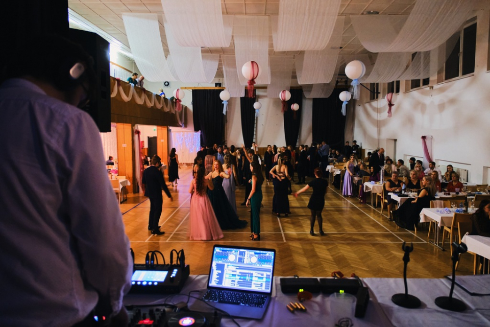 Maturitní ples 2025 – večer plný elegance, radosti a zážitků