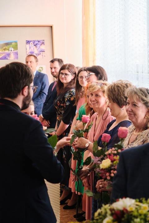 Gratulujeme letošním absolventům